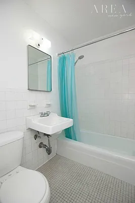 Rented by Area New York | media 19