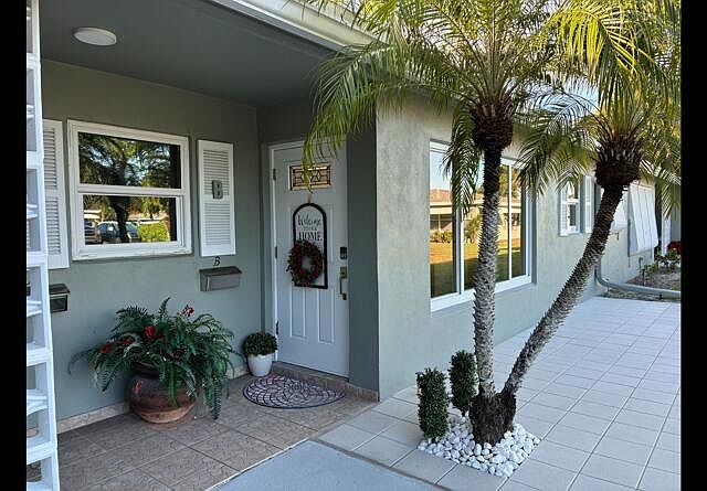 1st image of 917 S Drive Terrace #B
