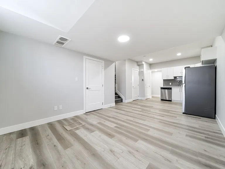 595 Black Stone Blvd #B — Photo 4