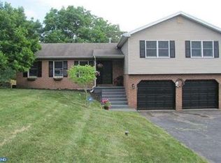 208 Rugby Rd, Birdsboro, PA 19508