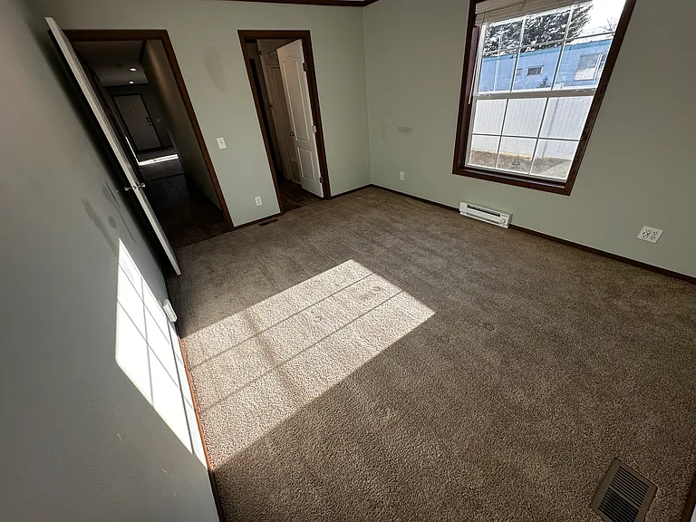 507 N Cedar St — Photo 22