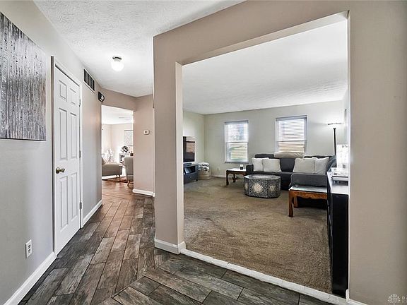 5th image of 1002 Old Stone Ct