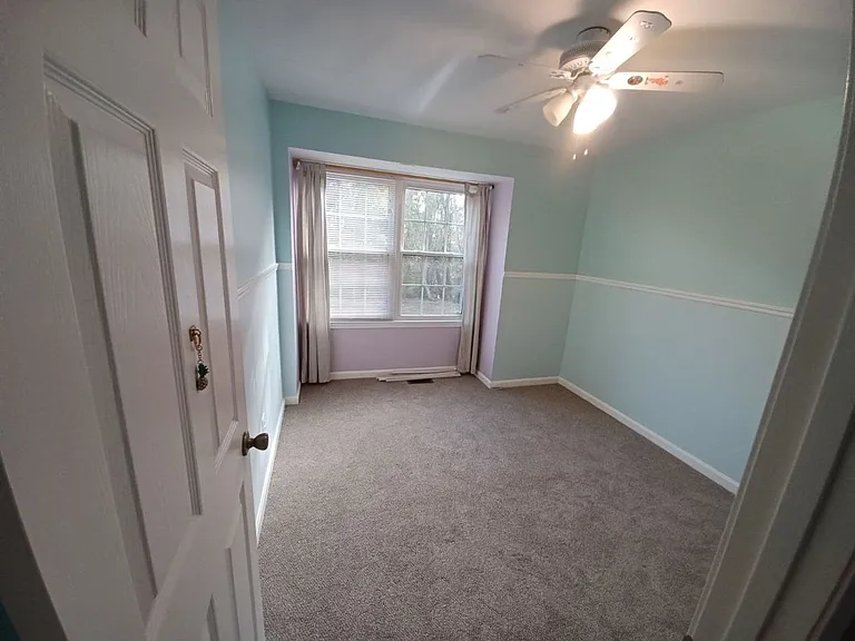 8028 Green Valley Ln — Photo 12