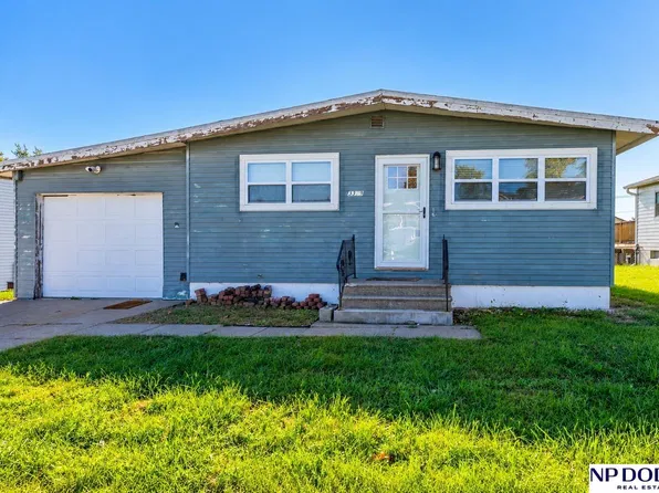 3329 Willow St, Bellevue, NE 68147