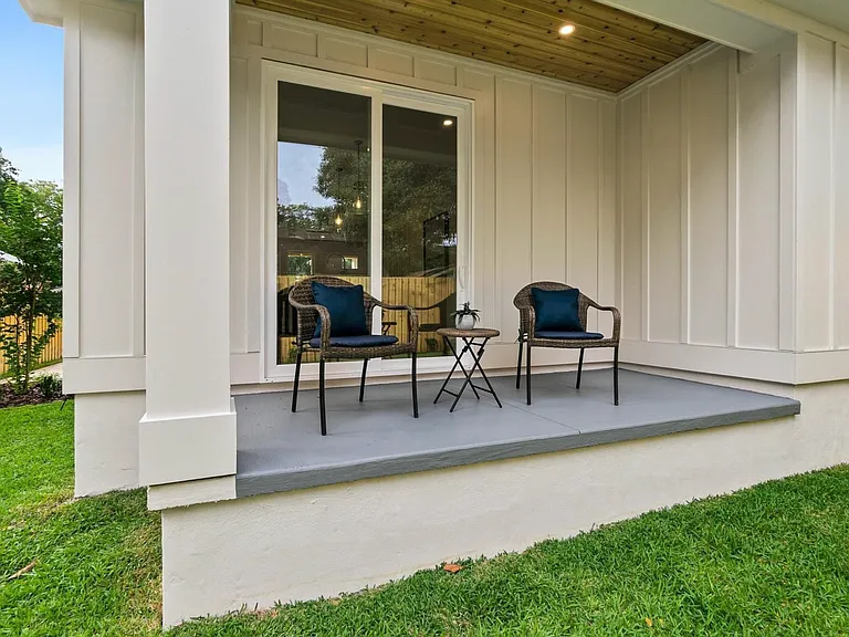 27 Fullerwood Dr — Photo 31