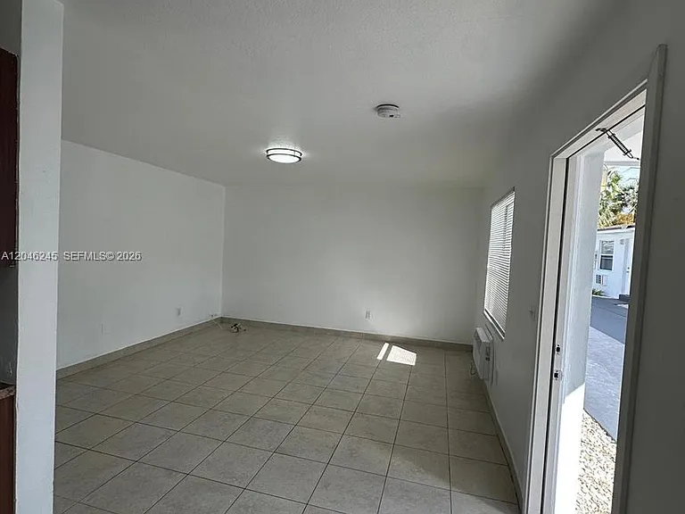 16120 NE 19th Pl #3 — Photo 14