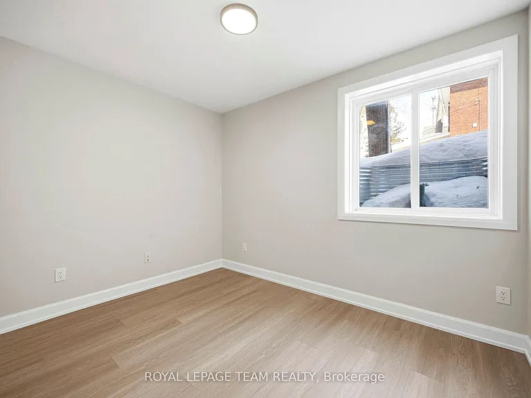 7 Gwynne Ave #B — Photo 16