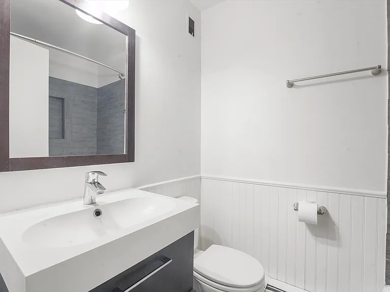 200 South Blvd #1B — Photo 12