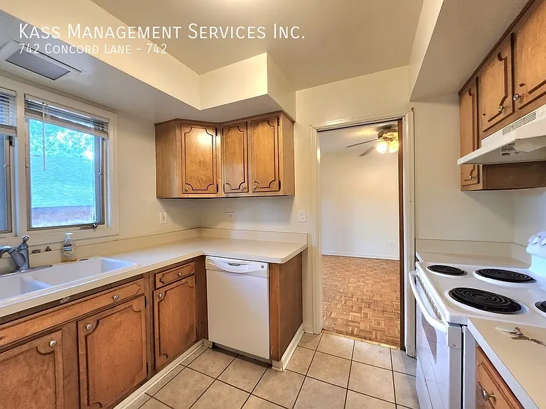 738-822 Concord Lane — Photo 3