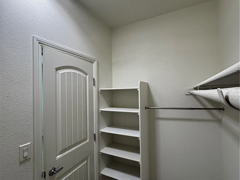 8368 Aruba Blue Creek Ct — Photo 18