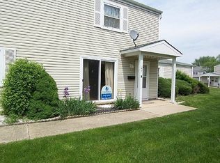 197 Mary Ct UNIT B, Bartlett, IL 60103