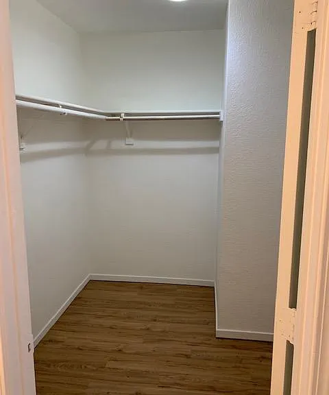 Walk-in closet