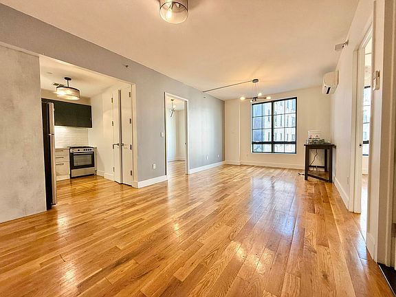 3rd image of 12 Ford St APT 4A