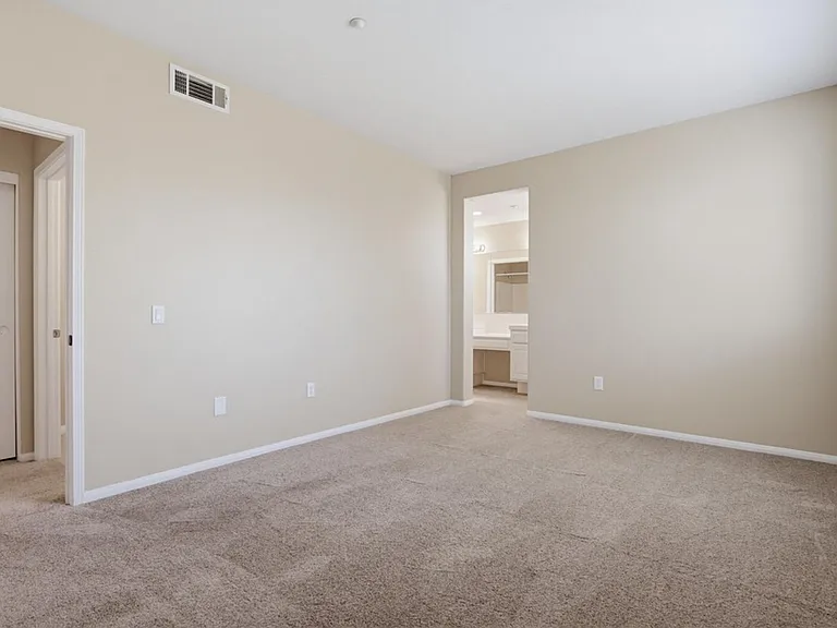 823 Kalpati Cir #201 — Photo 30