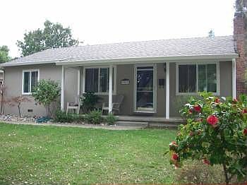 1st image of 2082 Lynwood Ter
