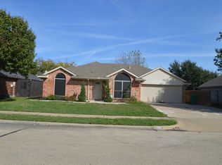 8002 Spinnaker Cv, Rowlett, TX 75089