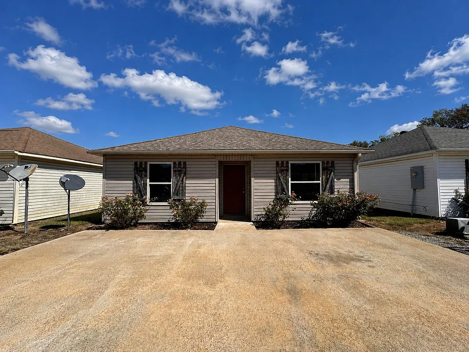 25 Sophie Jo Ln