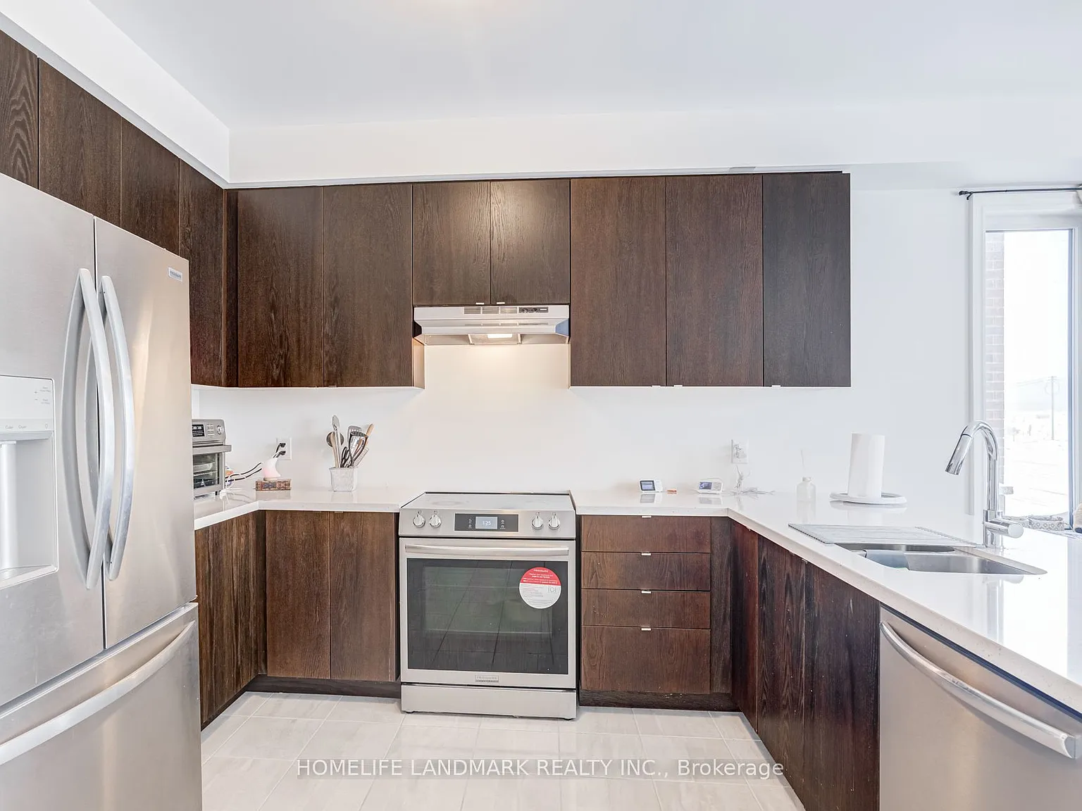 3 bed, $2,600 — Photo 4