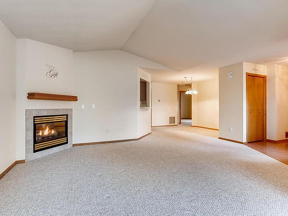 3rd image of 3052 Timberwood Trl #23