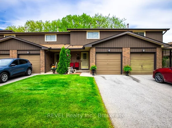 64 Forster St #2, Saint Catharines, ON L2N 6T5