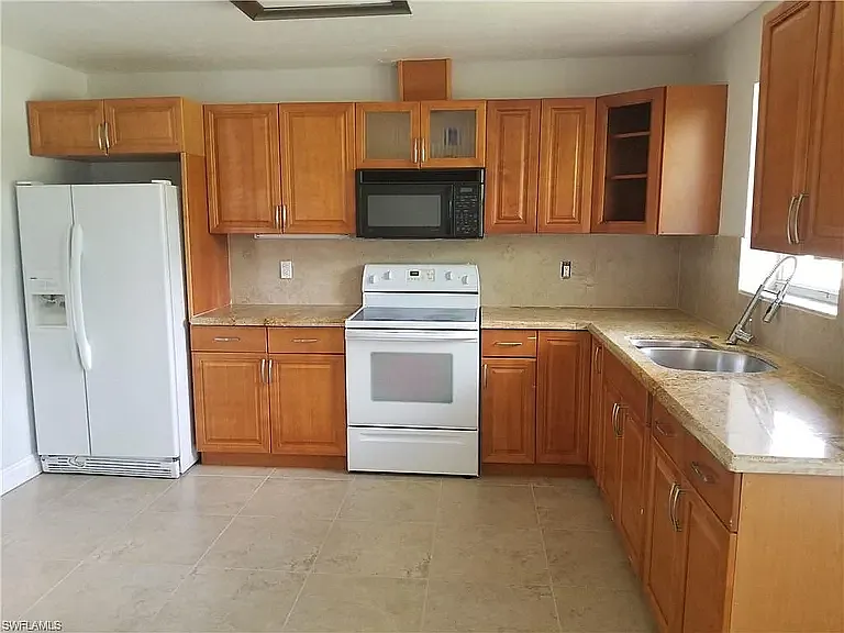 4518 Outer Dr — Photo 5