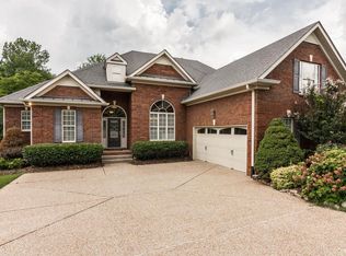 1007 Orange Blossom Ct, Hendersonville, TN 37075