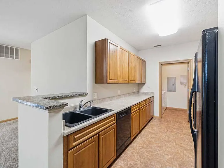 Stone Ridge Estates Apartments & Duplexes — Photo 97