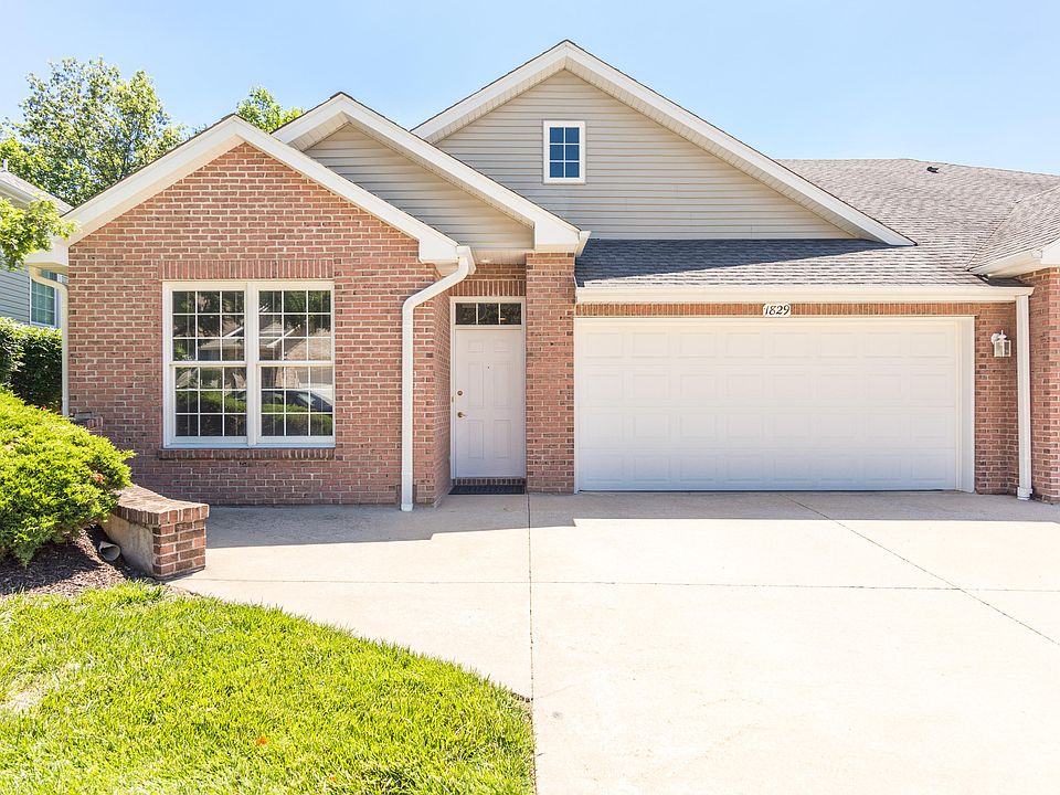 1st image of 1829 Scarborough Dr