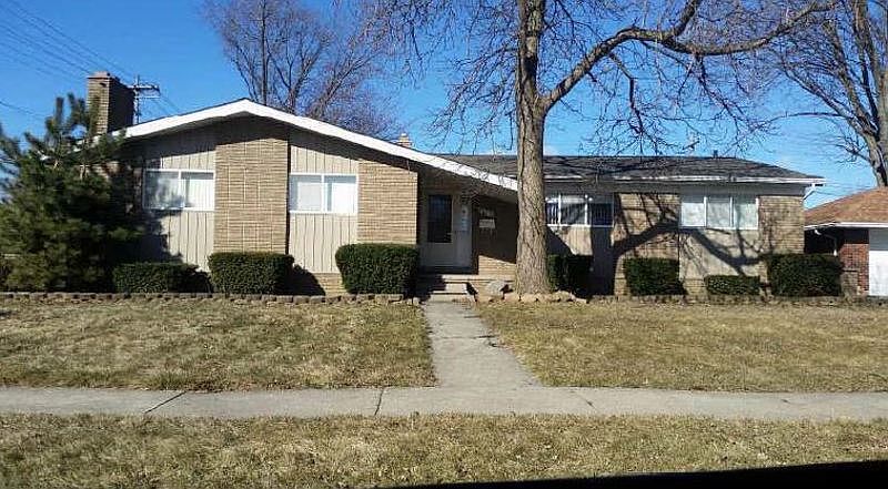 1st image of 26711 Oakland St