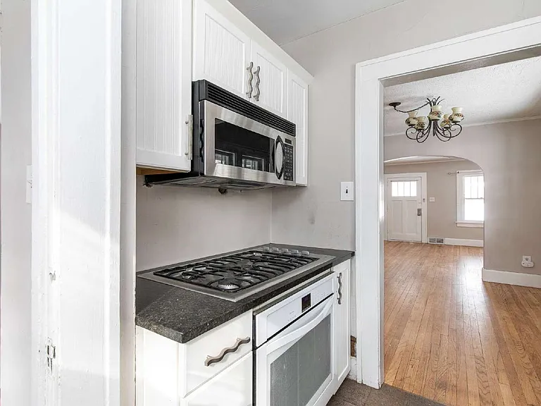 3014 Woodland Ave — Photo 15