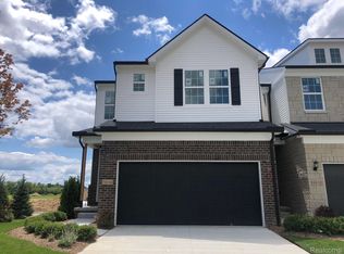 5525 E Spaniel Dr, Ann Arbor, MI