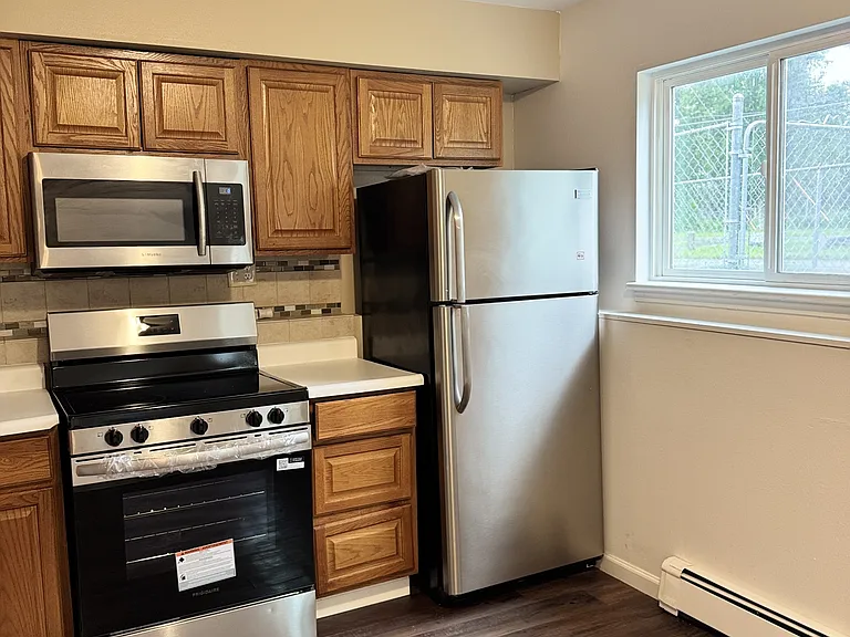 4306 McPhee Ave — Photo 8