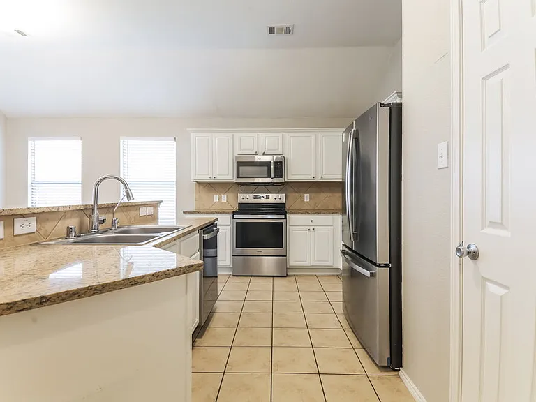 129 Arbordale Way — Photo 8
