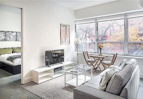 3rd image of 416 52nd St #316