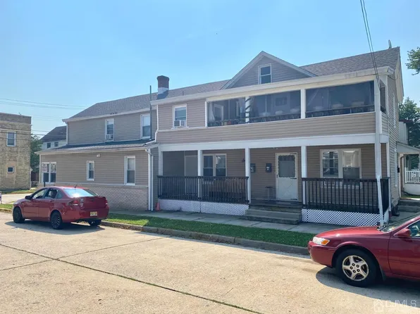 28 Clay St, Milltown, NJ 08850