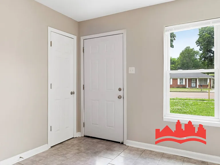 4148 Double Tree Rd — Photo 4
