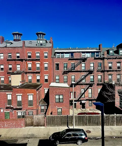 202 Northampton St #4B — Photo 12