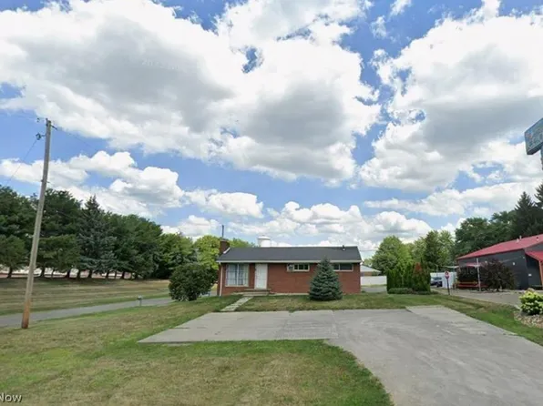 2150 Beechwood Ave, Alliance, OH 44601