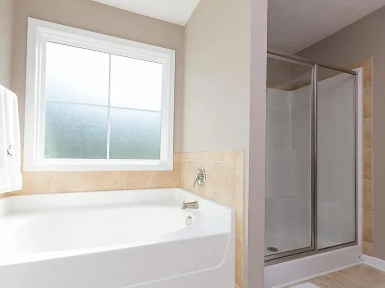 550 Townsend Rd — Photo 19