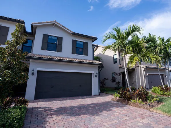8217 Cadre Noir Rd, Lake Worth, FL 33467