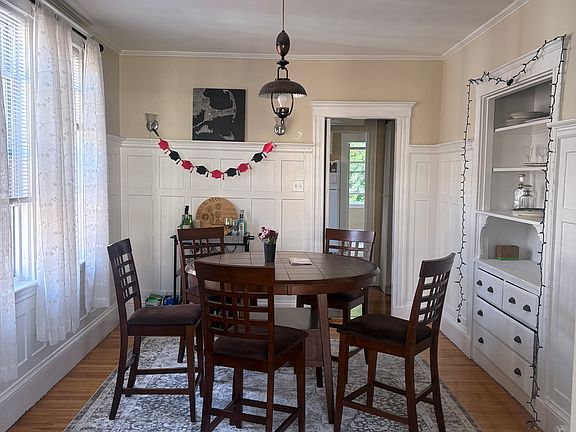 4th image of 9 Colborne Rd APT 3