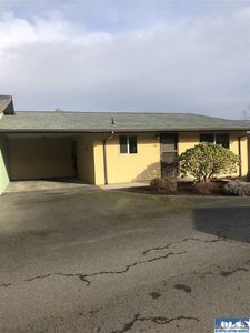 1301 S 3rd Ave, Sequim, WA, 98382