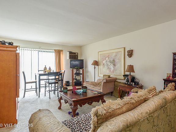 2nd image of 2200 Bayside Dr Unit 5