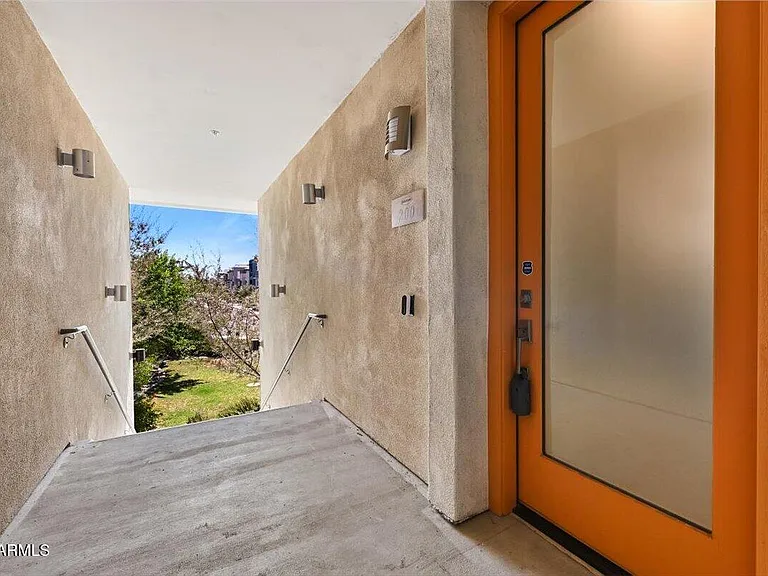 1250 N Abbey Ln #200 — Photo 10