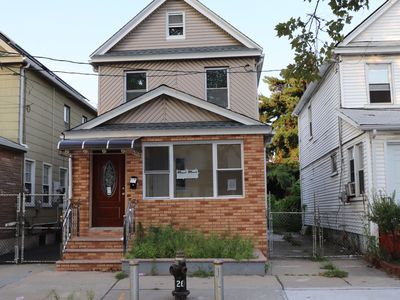 10441 165th St, Jamaica, NY, 11433