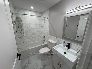 3 bed, $2,100 — Photo 4
