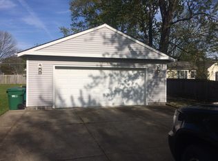 4851 Forest Rd, Mentor, OH 44060