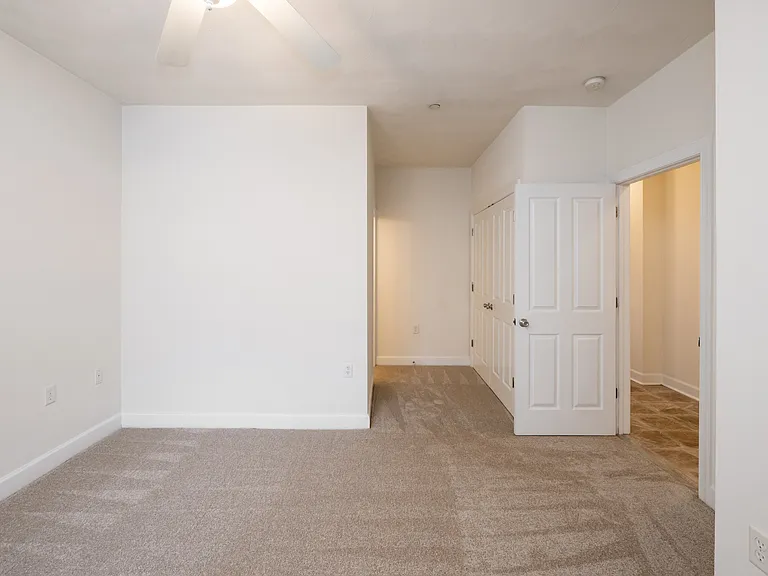 915 Colley Ave #A — Photo 5
