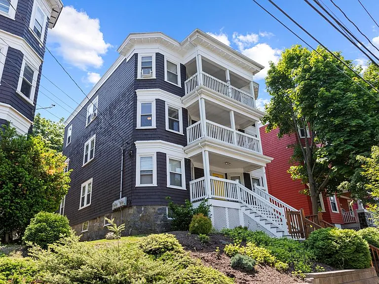 9 Bailey St #2 — Photo 24
