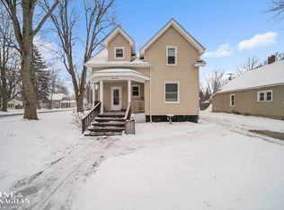 94 Jefferson St, Sandusky, MI 48471